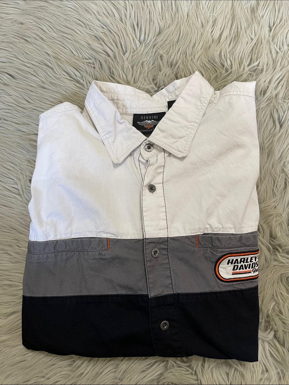 Harley-Davidson Mens Tricolor Button-Down Shirt in White, Gray & Black